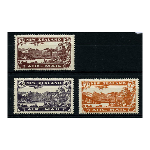 NZ 1931 Airmail trio, fresh mtd mint. SG548-50