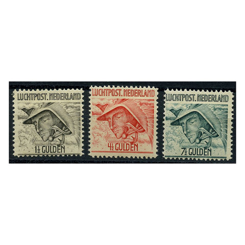 Netherlands 1929 Air trio, fresh mtd mint. SG377-79