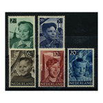 Netherlands 1951 Child Welfare, fresh mtd mint. SG737-41